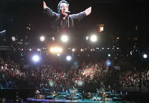 AYRTON WILDSUN™ 500 C - LED RGBW 31 x 13W