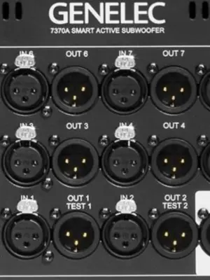 GENELEC 7370AP SAM™ Caisson de Basse Amplifié de Studio avec DSP Intégré 400 Watts