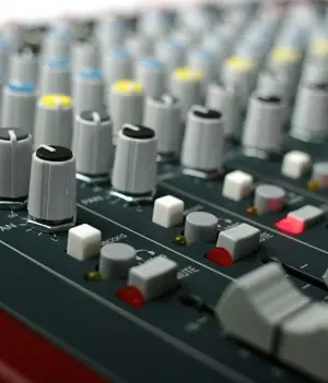 Allen & Heath ZED60-14FX Console de Mixage 8 Entrées Mono 2 Stéréo 2 Aux et Sortie USB avec Effets