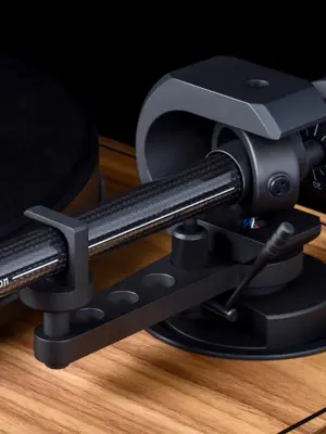 Pro-Ject 2XPRESSION SB - Sgt. Peppers Platine Vinyle Audiophile avec Bras en Carbone & Cellule 2M Silver