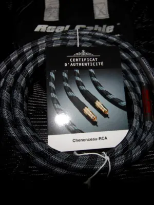 REAL CABLE® Chenonceau Câble Audio RCA de Prestige