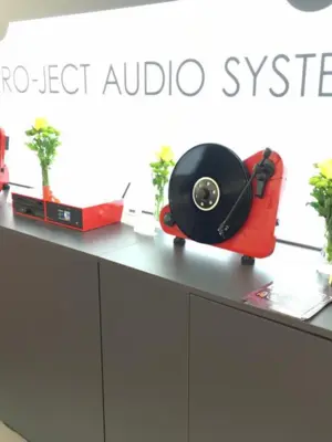 Pro-Ject VTE Right Platine Vinyle Verticale Audiophile