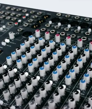Allen & Heath ZED-428 Console de Mixage 24 Entrées 2 Stéréo 6 Aux 4 Bus + Port USB