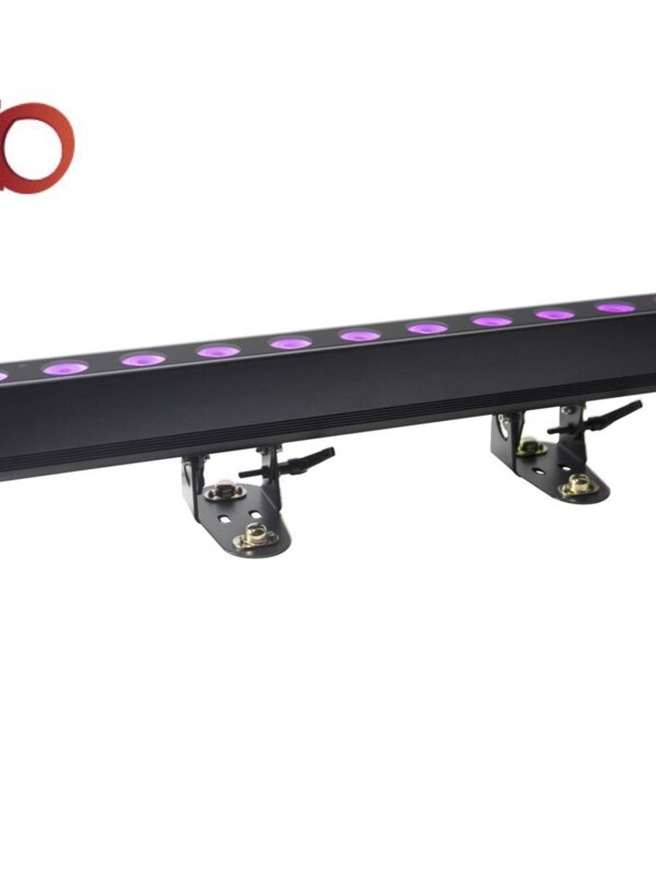 Produit OXO PIXYLINE 150 Rampe Lumineuse LED 14 x 10 Watts RGBW 20°x50° IP65 Image