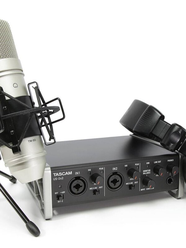 Produit TASCAM TRACKPACK 2x2 Bundle Interface US2X2 + Casque TH-02 + Micro Statique TM-80 Image