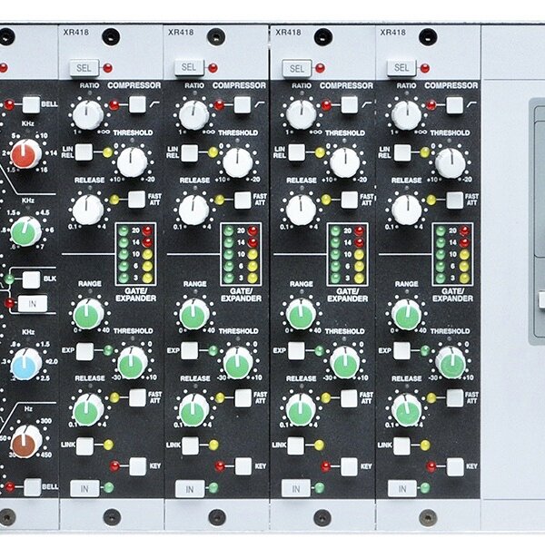 Produit SSL XLogic X-Rack de 8 Modules Dynamiques Image