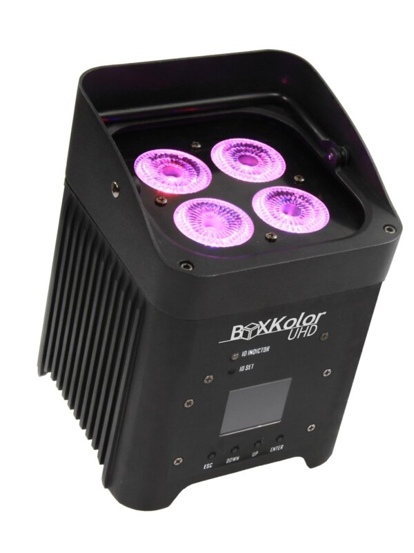 Produit STARWAY BOXKOLOR UHD Pack de 12 Projecteurs Led 6 en 1 sur Batterie + Flightcase dédié Image